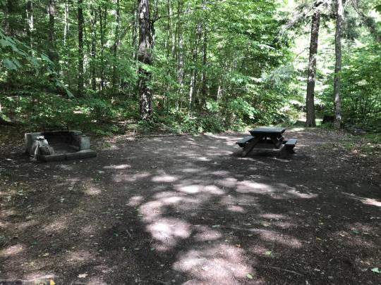 ROLLINS POND CAMPGROUND site 084